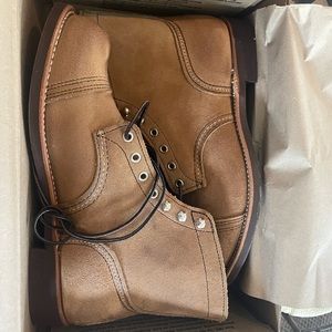 Red Wing Shoes Iron Ranger Hawthorne Size 9.5
